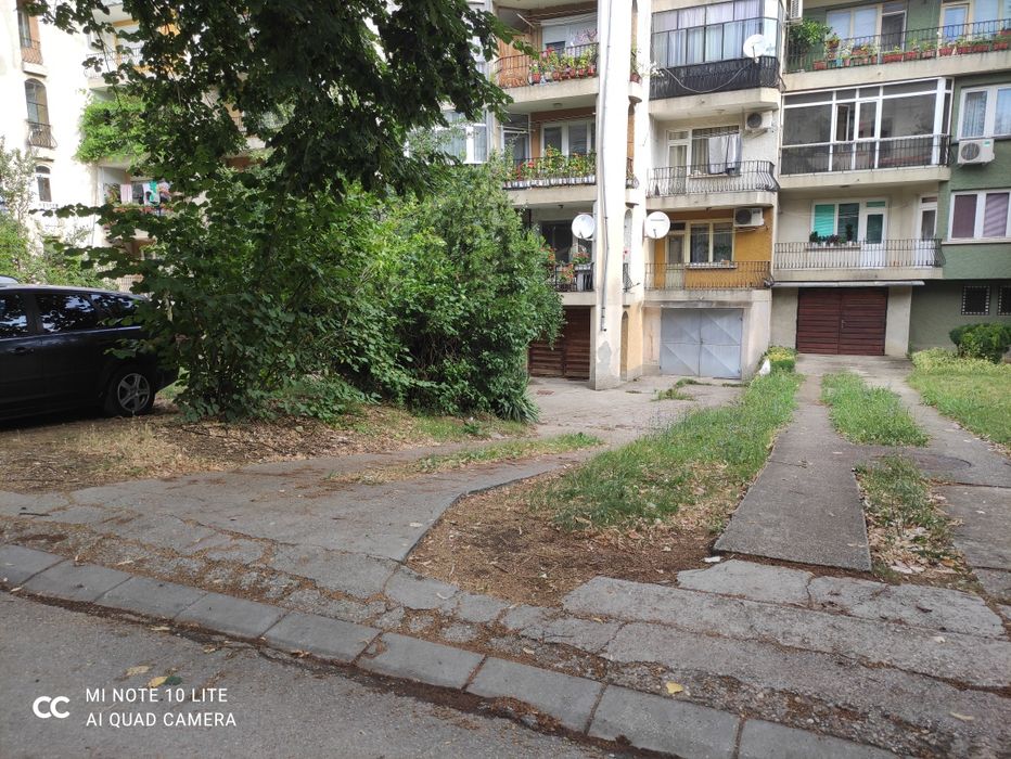 Продава се Гараж / Паркомясто в Велико Търново, Бузлуджа - 21 кв.м за 972 €/кв.м - Снимка #2