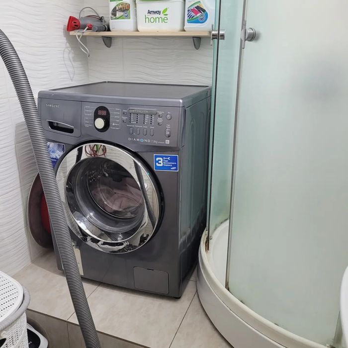 Продам 2 комн.район 1000 мелочей!