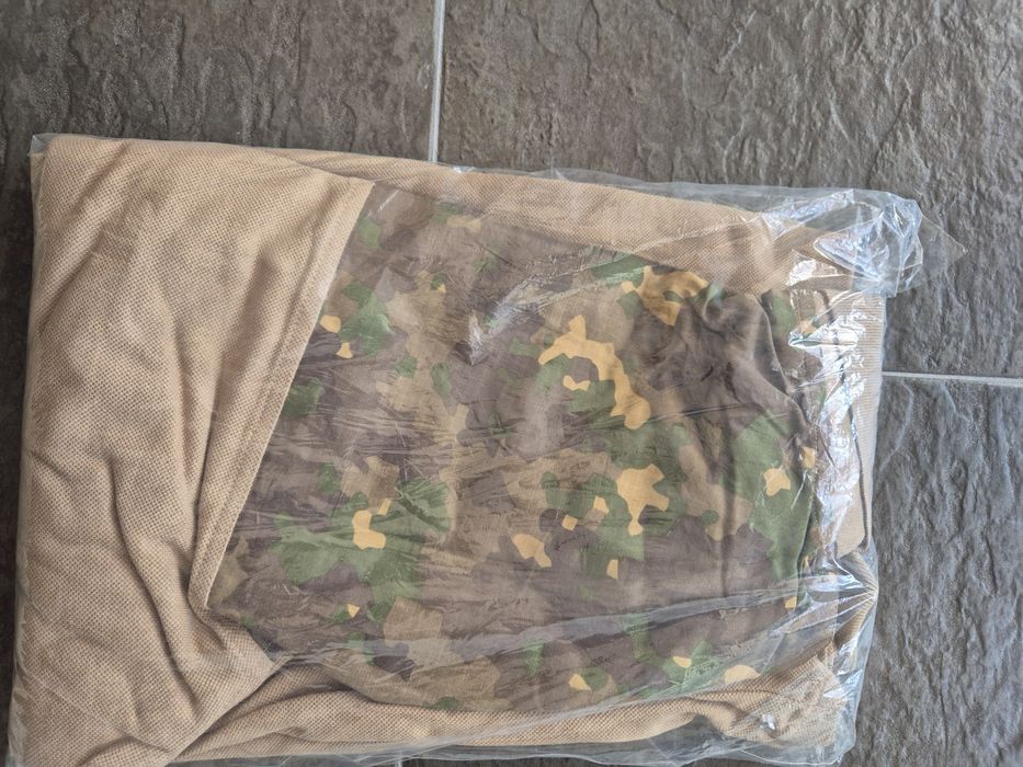 Tricouri combat diferite modele