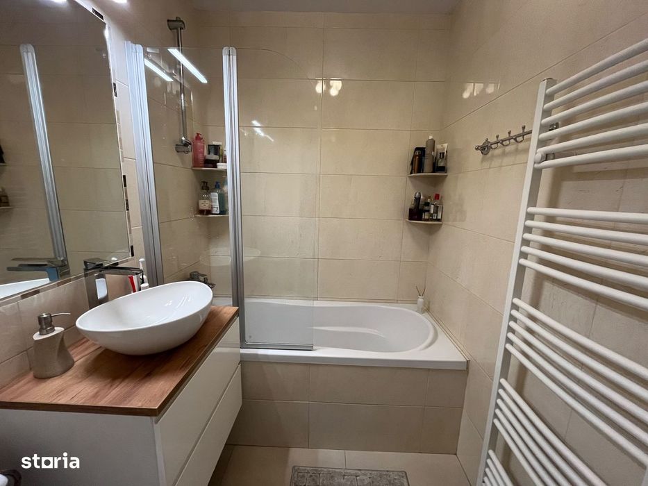 Apartament 3 camere cu balcon în Grigorescu