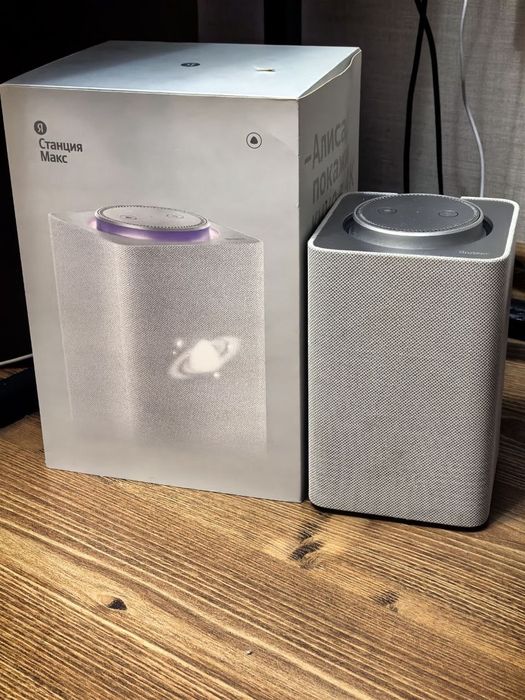 Яндекс Станция Макс