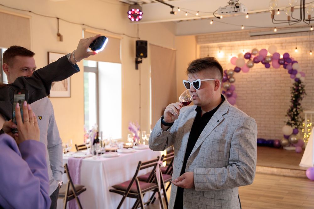 Ведущий с лучшей импровизацией.