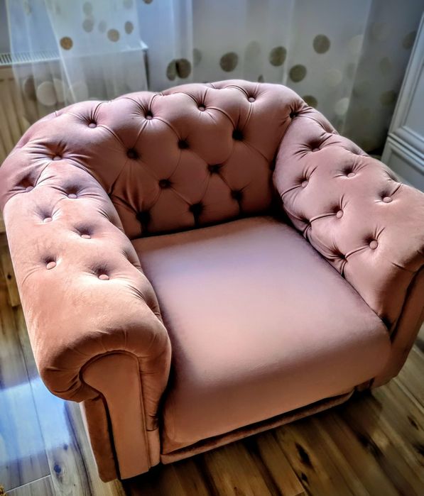 Set canapea + doua fotolii Chesterfield