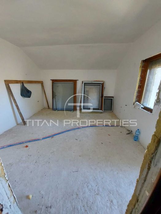 Продава се Къща в с. Гълъбово, Област Пловдив - 315 кв.м за 261 €/кв.м - Снимка #4