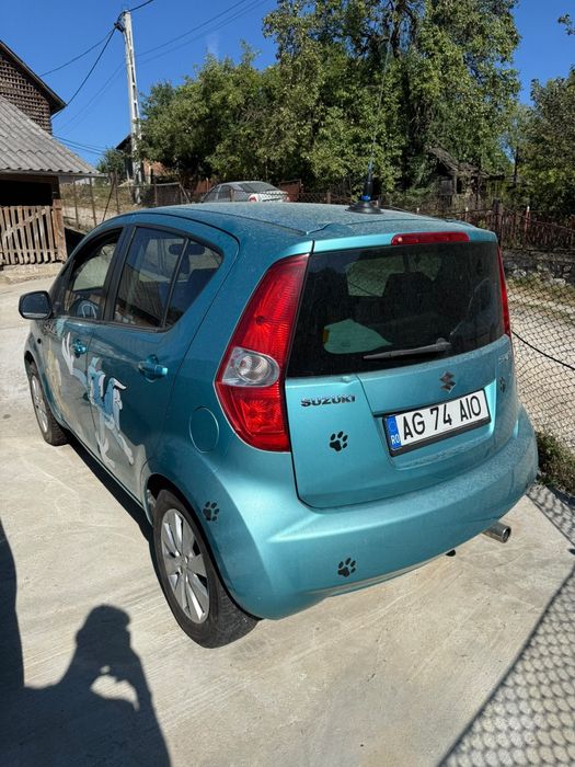 Vând Suzuki splash