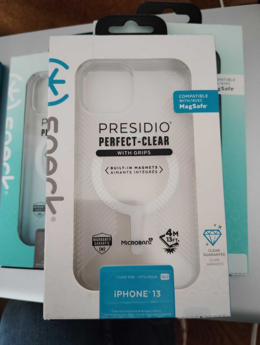 Протектор iPhone 13