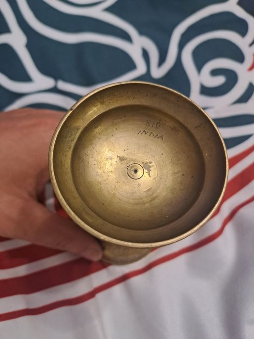 De vânzare.  Pahar sau pocal.