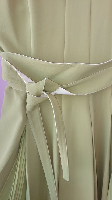 Продам красивое платье.