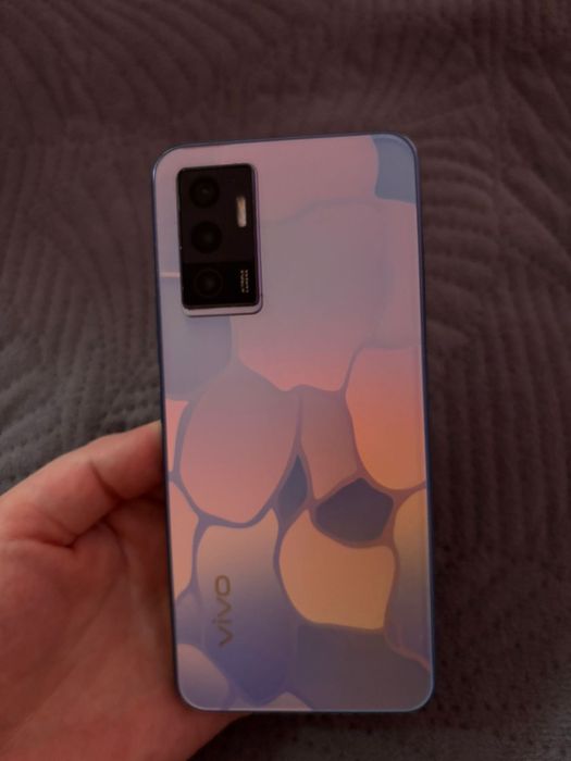 Продам телефон виво