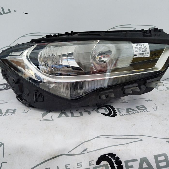 Far dreapta Mercedes CLA W118 A1189062000 halogen an 2019-2020-2021-20