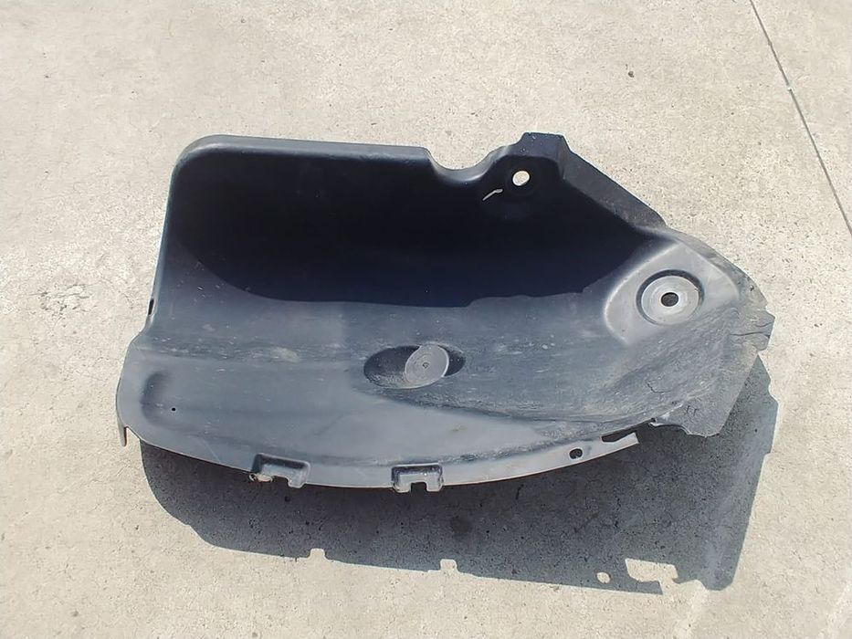 carenaj roata stanga spate  renault express 2022  767497041r