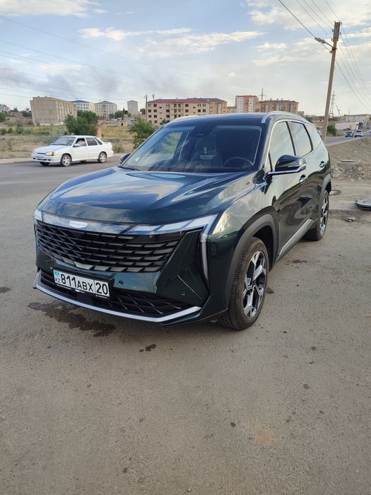 Продам Geely Atlas 2025 года