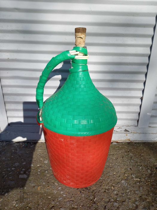 Стъклена дамаджана 10 литра