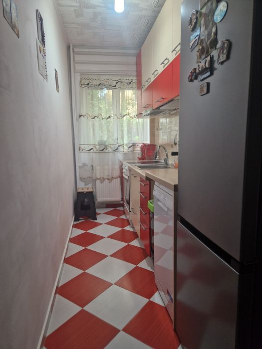 Vând apartament cu 2 camere, parter, 86.000 negociabil — fotografia 3