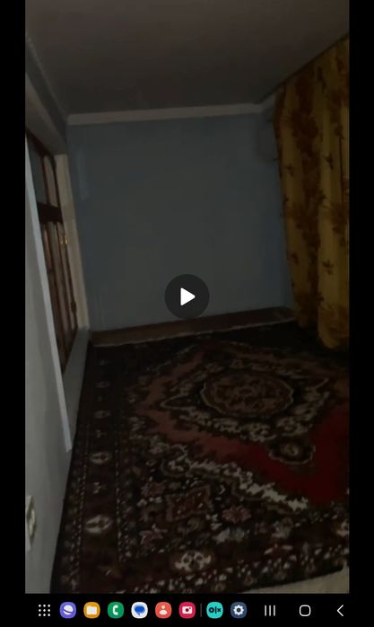 Uy sotiladi 8 mkda bozorga yaqin oldida boxcha maktab park.