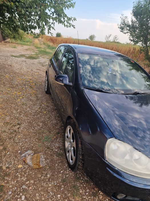 Vând golf 5 1.4mpi