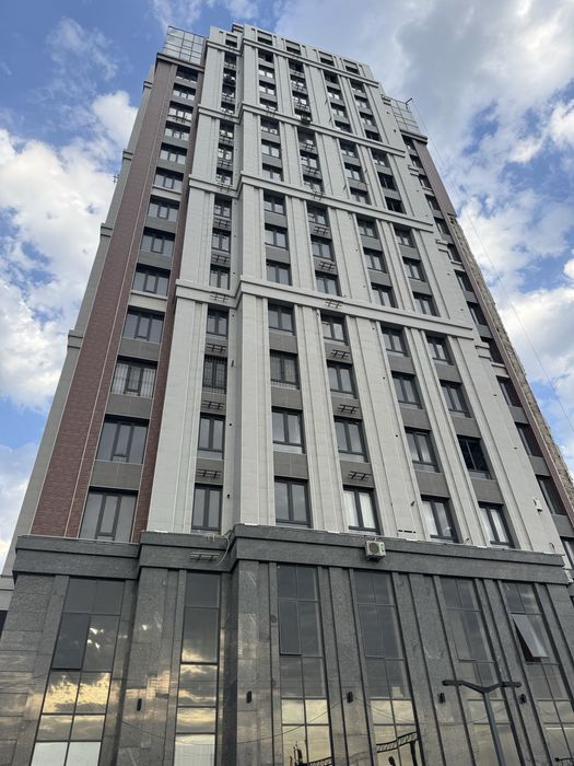 Своя! уг. суд Мирзо-Ул. ЖК «Бруклин» 93кв.м , 11 этаж , 4х комн.