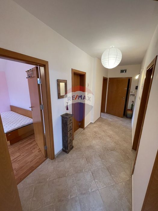 Дава се под наем Тристаен апартамент в к.к. Св.Св. Константин и Елена - 100 кв.м за 747.66 € - Снимка #7