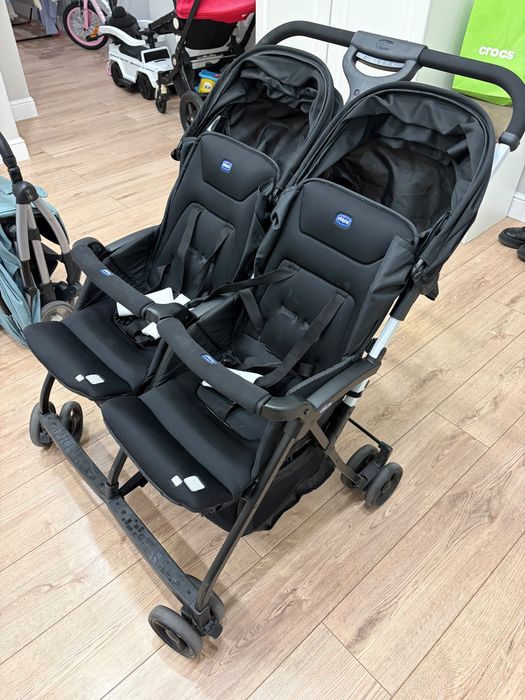 Продам коляску Chicco