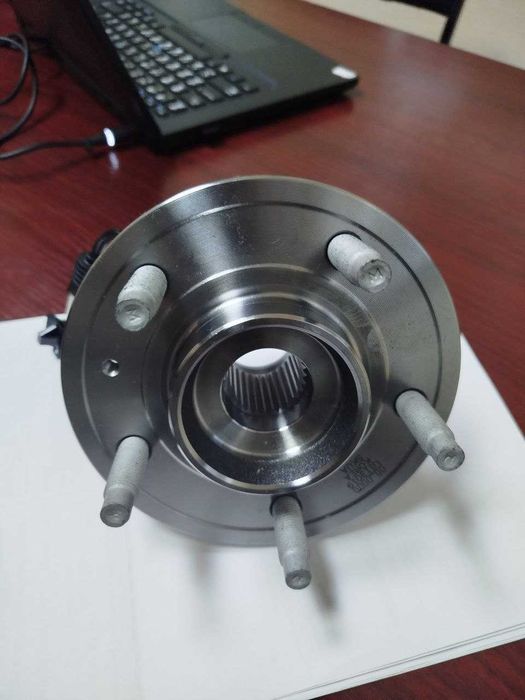 Подщибник КАПТИВА передний со ступицей ILJIN корейский ОЕМ