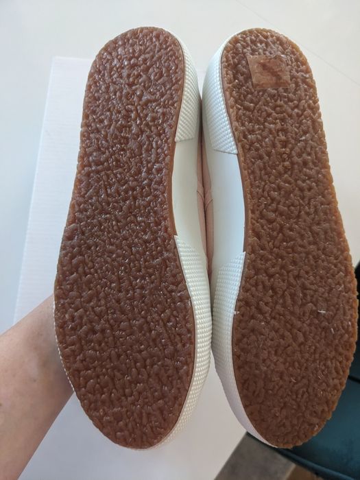 Дамски перлено-брокатени кецове Superga