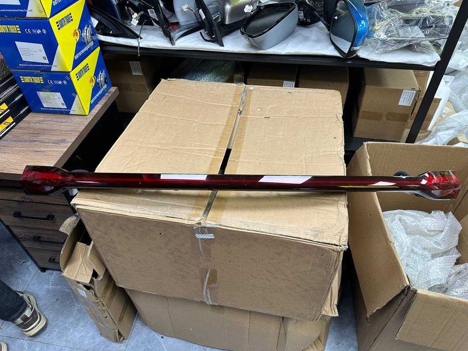 Фонарь в крышку багажника