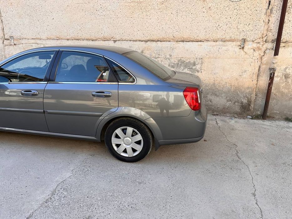 Жентра мокрый асфалт