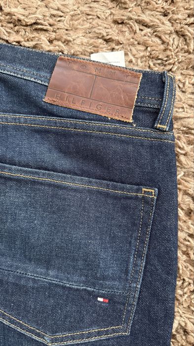 Blugi Tommy Hilfiger barbati