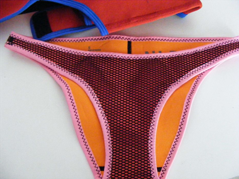 Бански-  долнище два броя,трико