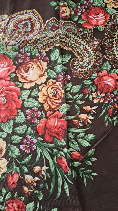 Платки с бахромой большие