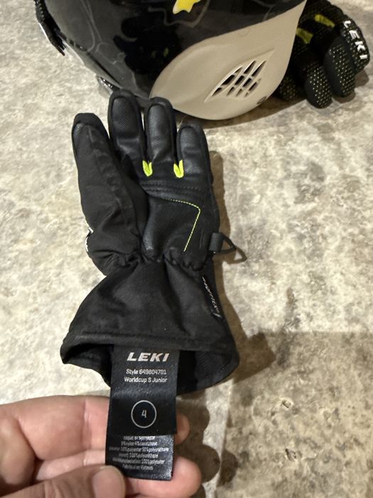 Casca si manusi de ski pentru copii