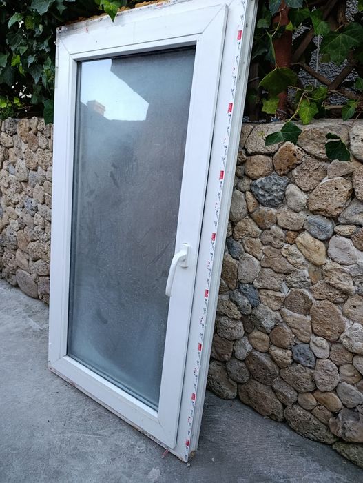 Vând geam termopan din PVC