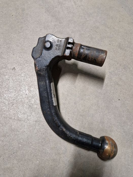 Комплект теглич р гума WV AUDI