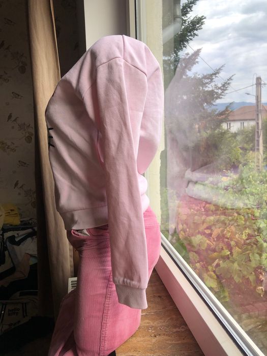 Bluza Hello kitty și pantaloni raiati roz, trapez