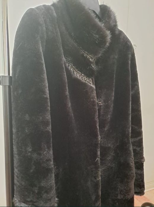 Продам пальто и шубу
