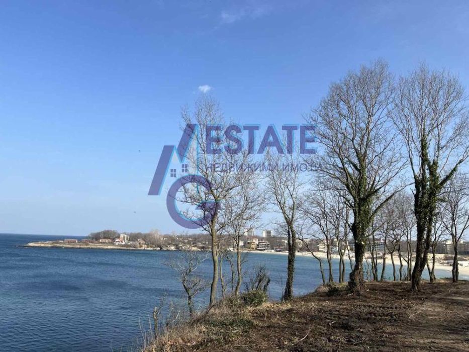 Продава се Хотел в Китен - 768 кв.м за 717 €/кв.м - Снимка #1