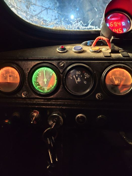 Продам уаз буханку.