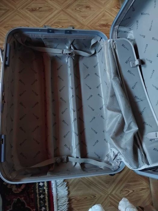 Куфар Естил, голям размер