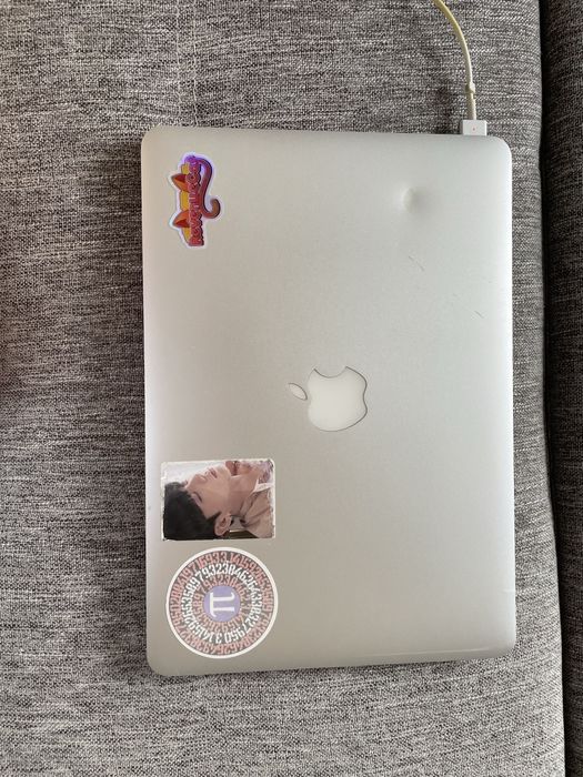 MacBook Pro (Retina, 13-inch, Early 2015) 8GB