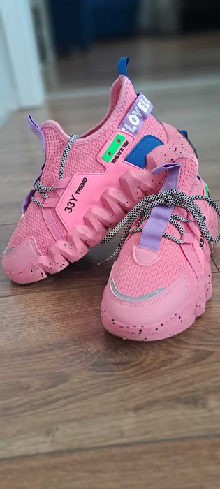 39 номер яки розови маратонки