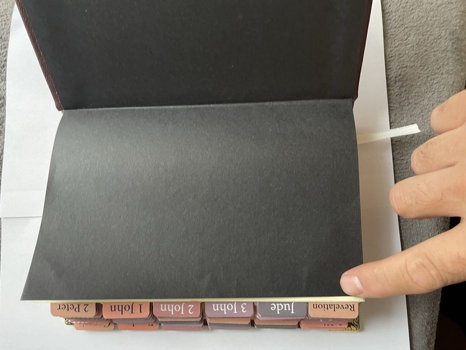 Personalizare Biblii pe limba  maghiară si română