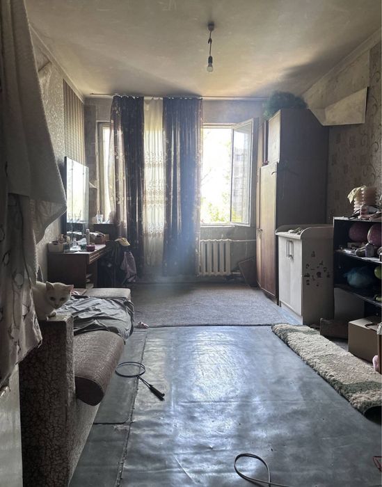 3 комнатная Буюк Ипак Йули Художников без ремонта