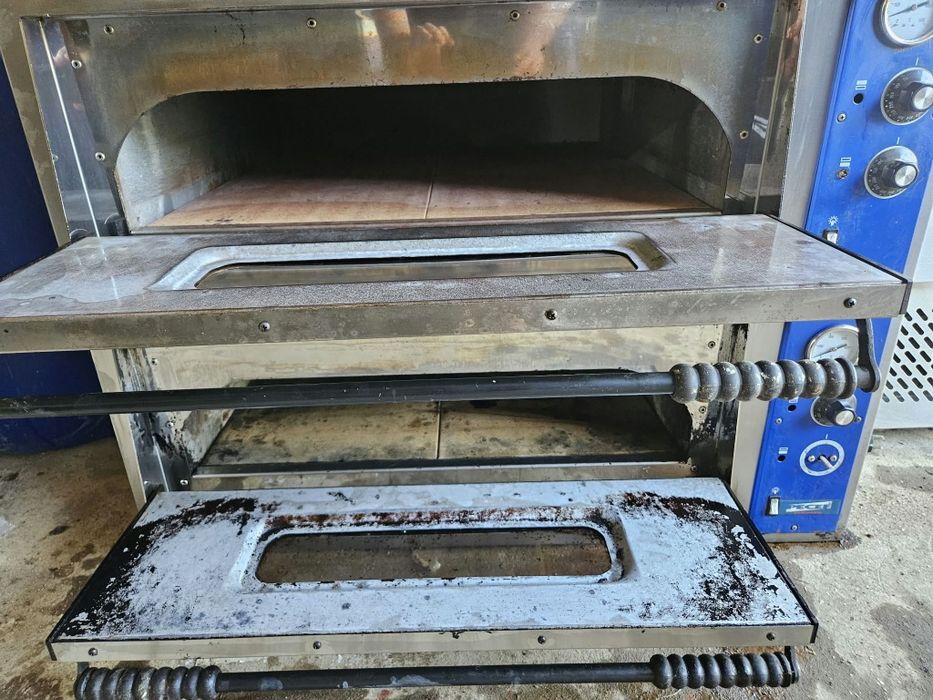 Cuptor de pizza electric