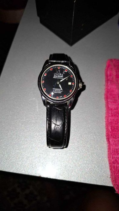 Продаются часы БУ