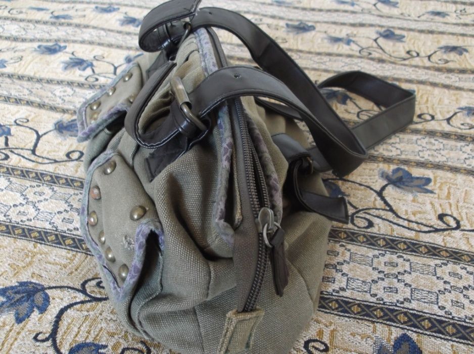 Дамска малка чанта