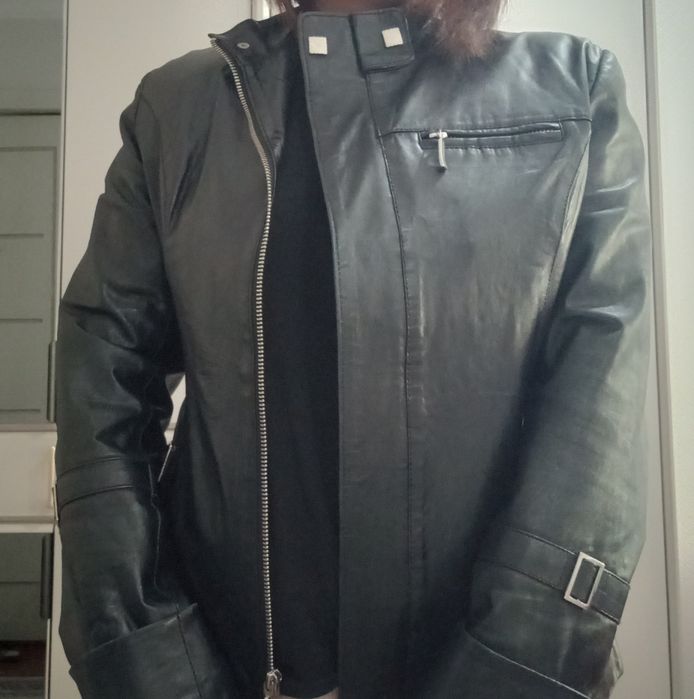 Кожаный пиджак состояние хорошая