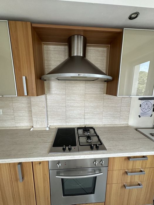 Дава се под наем Двустаен апартамент в Варна, Център - 106 кв.м за 900 € - Снимка #3