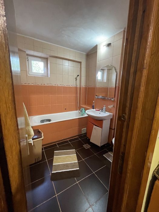 Garsonieră | 85mp + boxă | zona Nord - Spitalul Militar