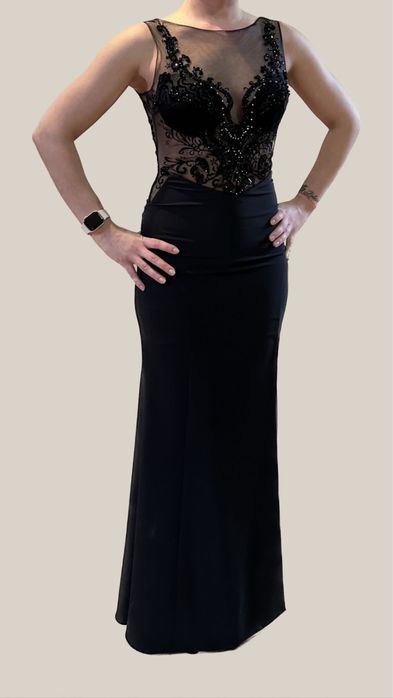 Rochie neagră de seara
