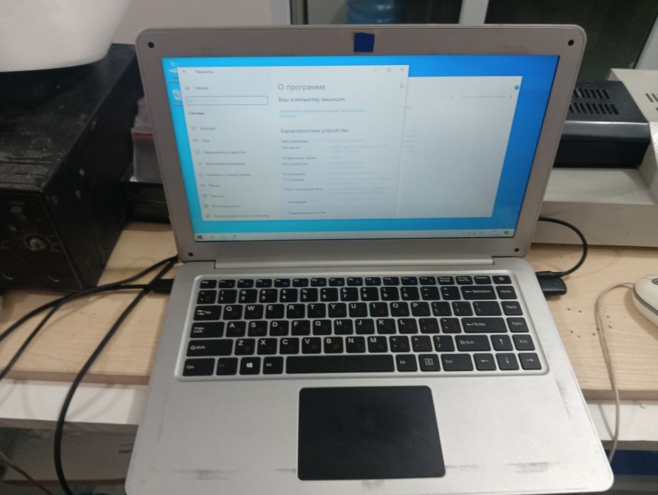 bb-mobile Techno X840CA планшет-технобук, компактный ноутбук